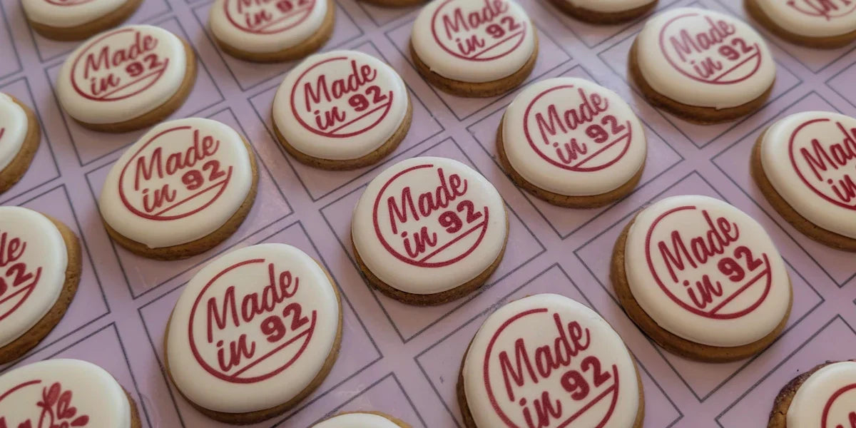 Biscuits personnalisés à Paris et en Île-de-France : pourquoi travailler avec un artisan local