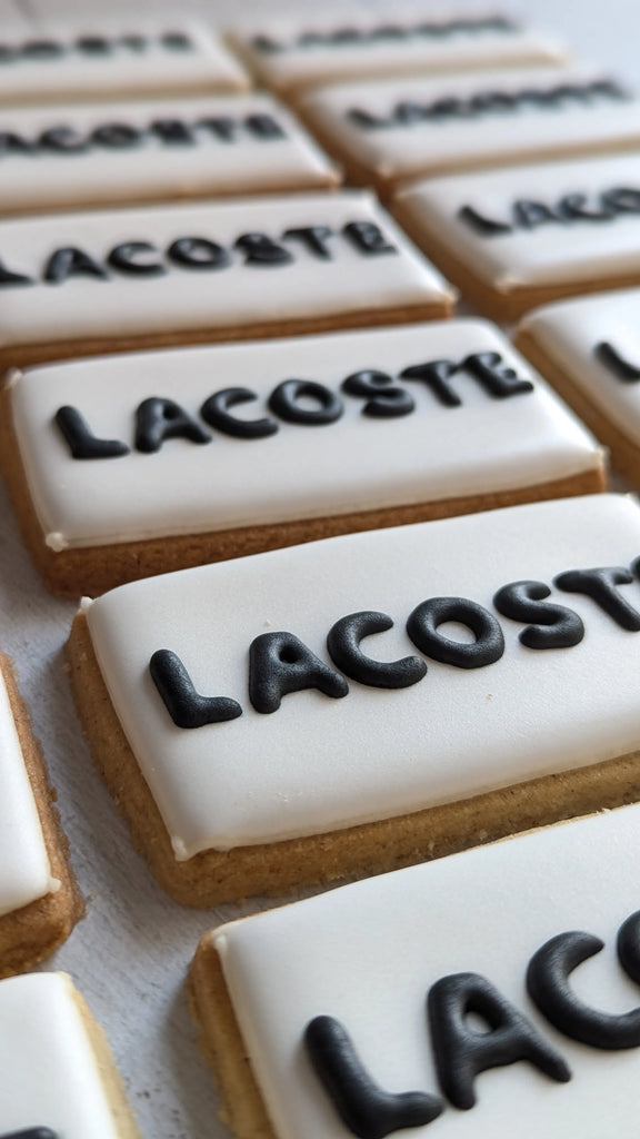 Biscuits personnalisés les aventuriers du biscuit Lacoste
