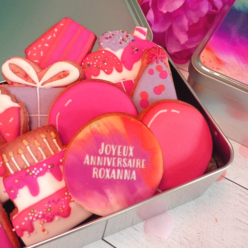 Grand coffret de biscuits personnalisés anniversaire sugar cookies idée cadeau originale