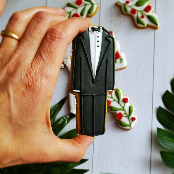 biscuit mariage, costume